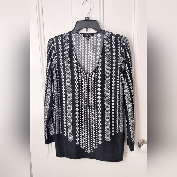 Melissa Paige Black and White Long Sleeve Top - Picture 2 of 5